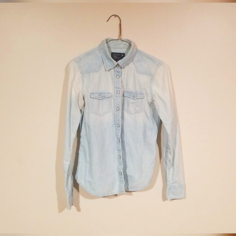 American Eagle Outfitters AEO denim LS shirt, small